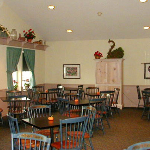 Amish Inn Nappanee Restaurant photo